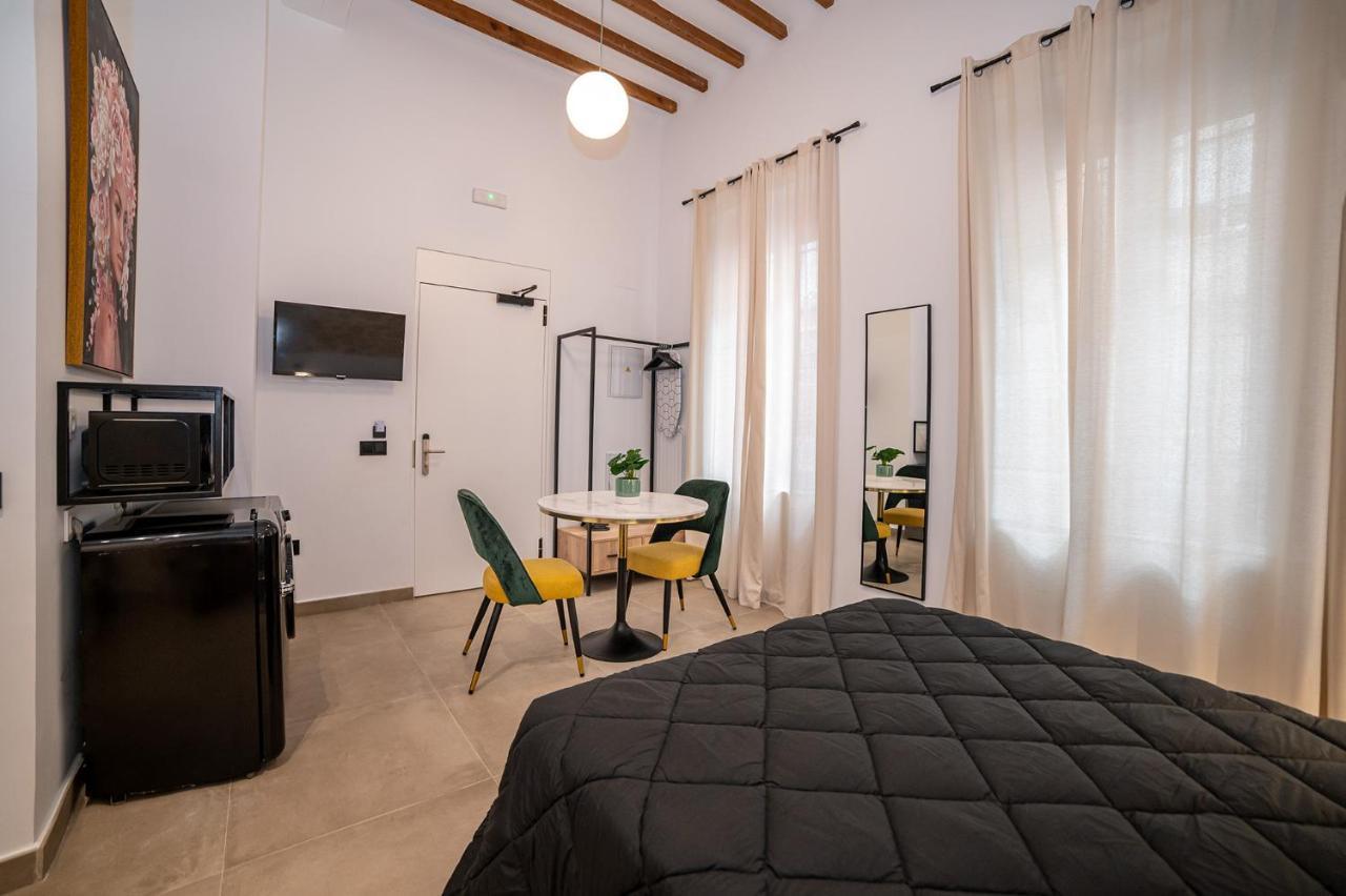 Apartamentos Loliqui Centro Alicante Exteriör bild