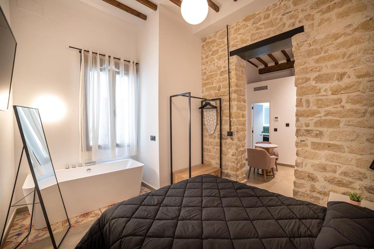 Apartamentos Loliqui Centro Alicante Exteriör bild