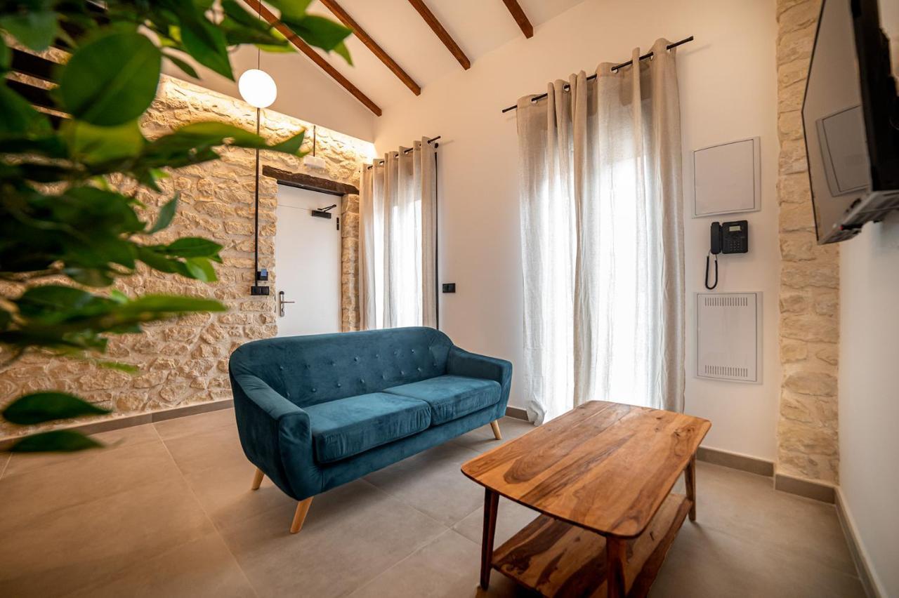 Apartamentos Loliqui Centro Alicante Exteriör bild