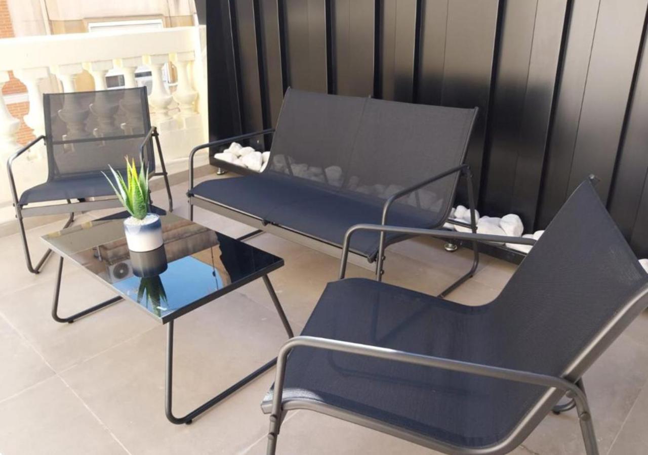 Apartamentos Loliqui Centro Alicante Exteriör bild
