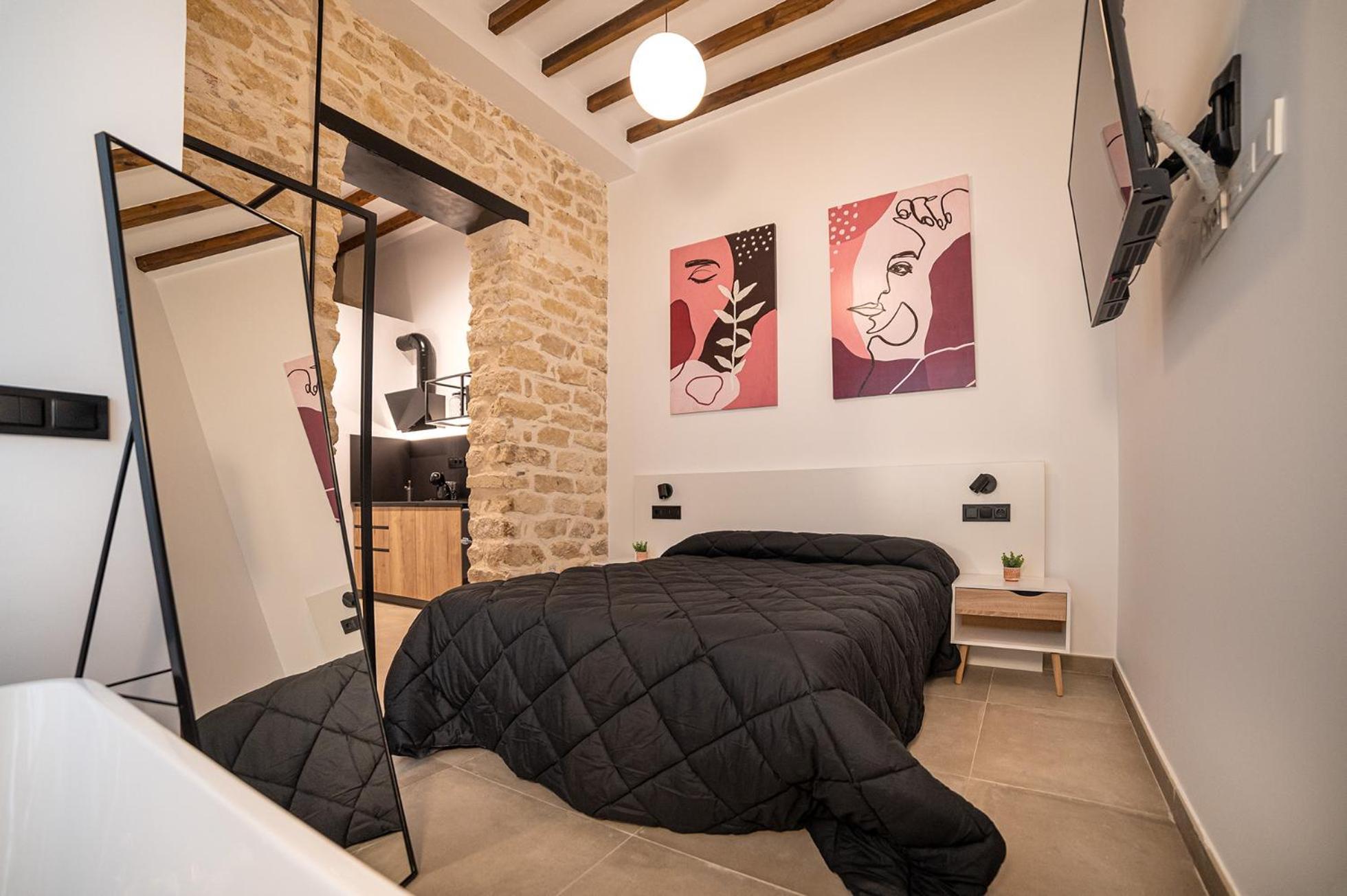 Apartamentos Loliqui Centro Alicante Rum bild